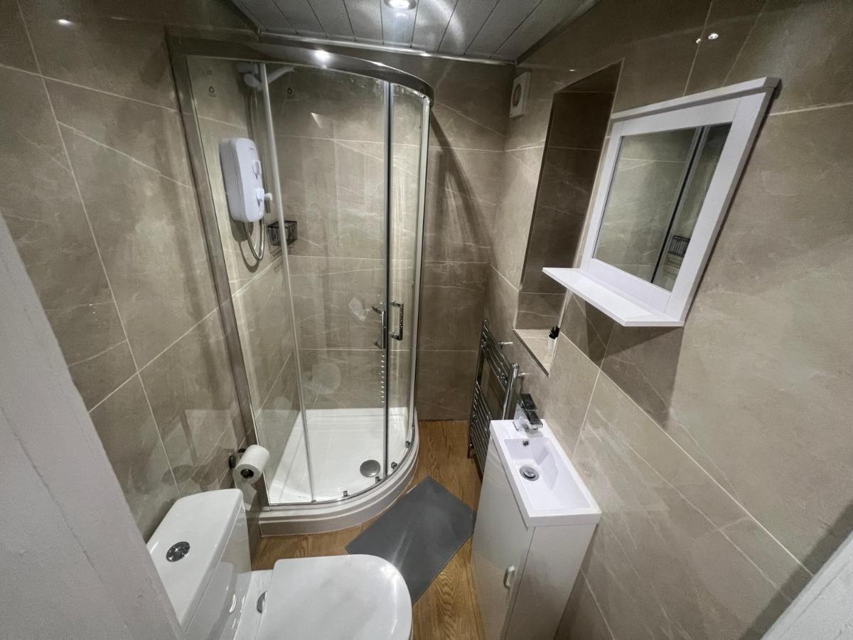 Tarleton * Stoke-on-Trent
